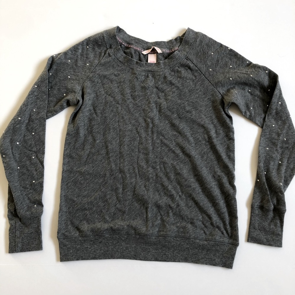 VS top with silver accents